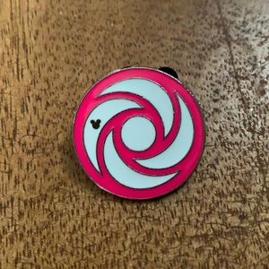 Disney hidden Mickey pin